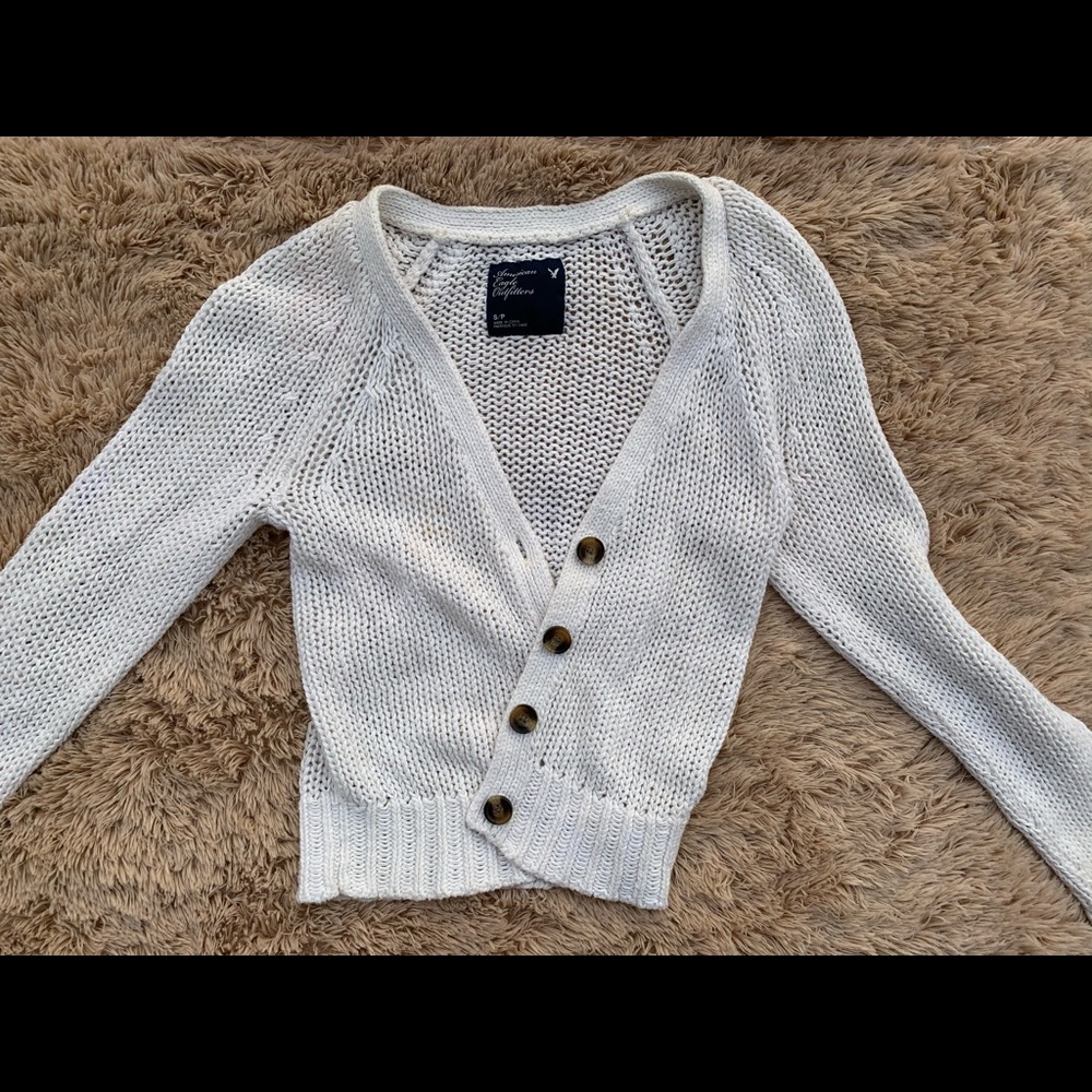 AMERICAN EAGLE • Knit Cropped Button-Down Cardigan
